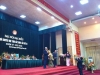 Ông Trần Tình-PCT Hội khuyến học Việt Nam tặng lẵng hoa ĐH khuyến học tỉnh Bắc Ninh nhiệm kỳ 2011-2016