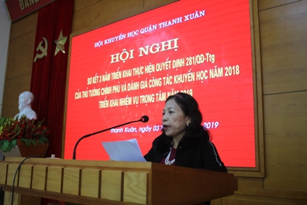 Bà Chu Thị Liên Hương - Chủ tịch Hội khuyến học quận Thanh Xuân
