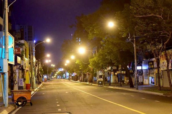 Đường phố Sài Gòn những ngày giãn cách phòng chống dịch Covid 19