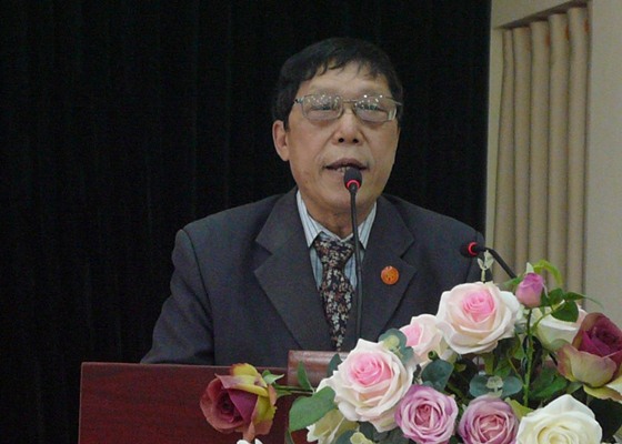 Ông Nguyễn Thanh Liêm trình bày tham luận tại hội nghị