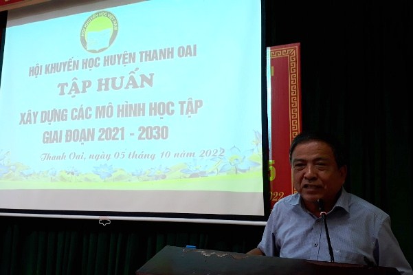 Ông Lê Mạnh Thức - Chủ tịch HKH huyện Thanh Oai khai mạc lớp tập huấn