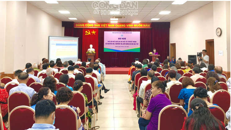 Hội Khuyến học thành phố Hà Nội tổ chức hội nghị báo cáo kết quả các bài viết và thuyết trình về khuyến học - khuyến tài, xây dựng xã hội học tập năm 2023.